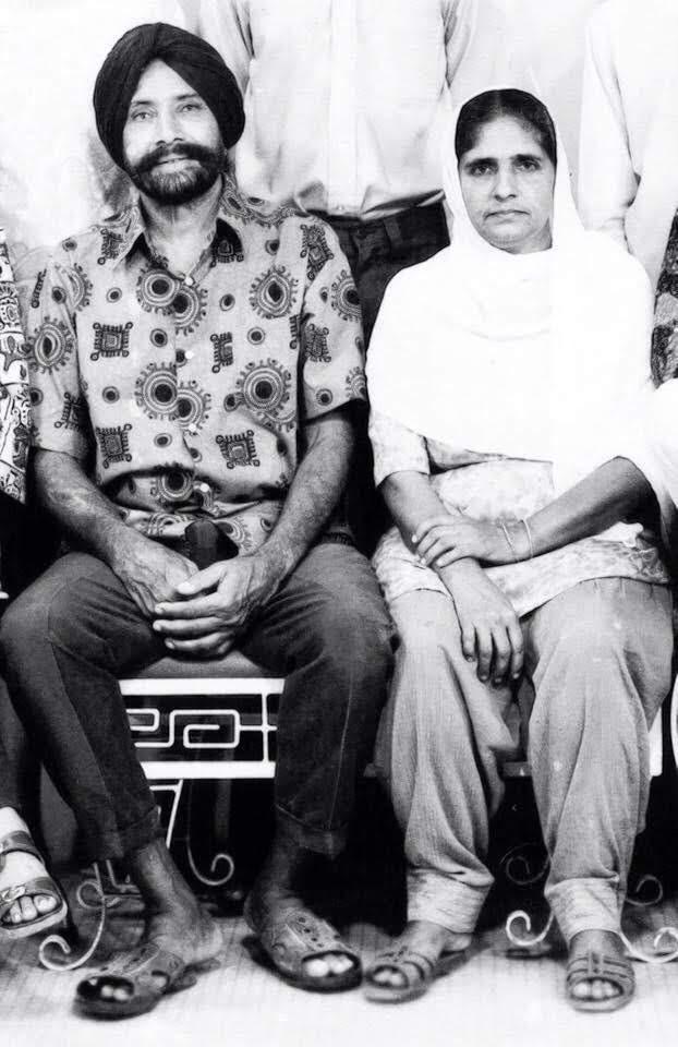 Cropped portrait of an unidentified Sikh couple